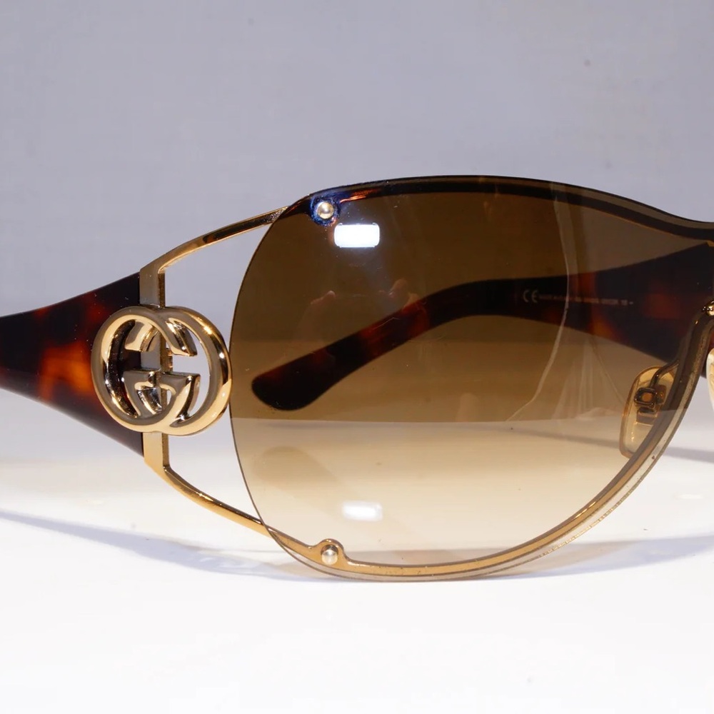 gg 2802/s Gucci sunglasses in excellent condition